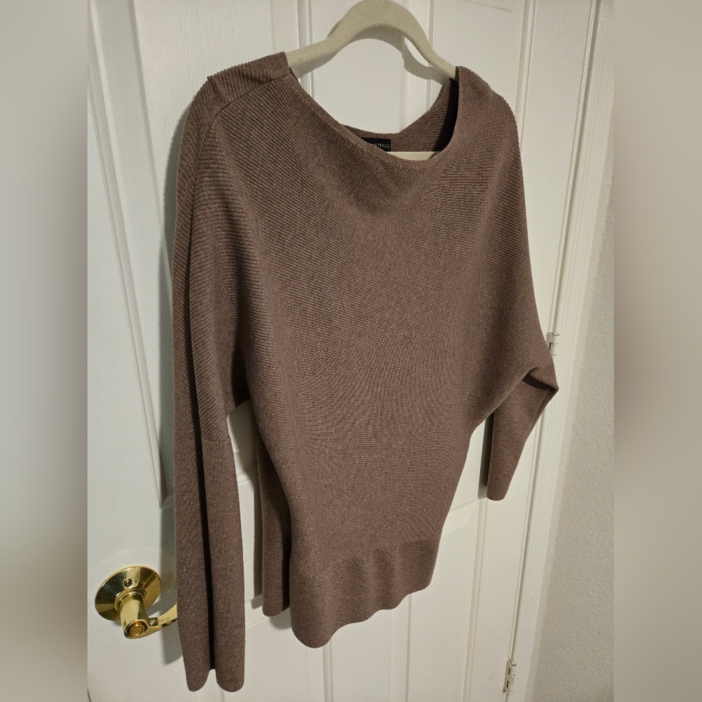 Elegant Brown Women's Sweater